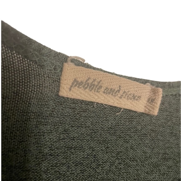 Green Top - Picture 3 of 5